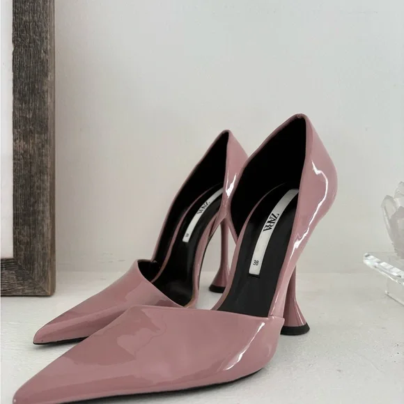 Elegant Pink Stiletto Heels - Picture 2 of 3